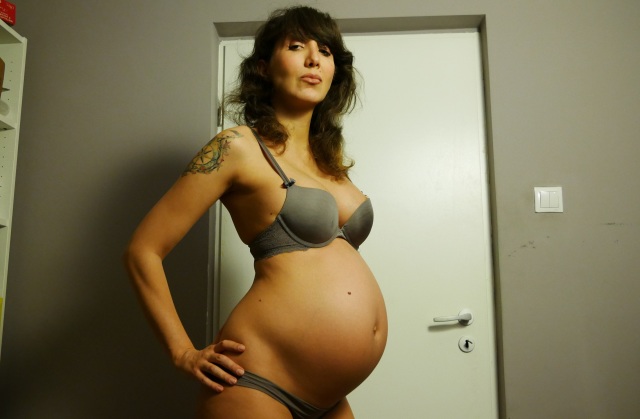 PregnantAva’s Bio Pic